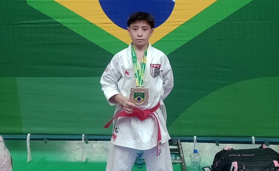 Alexandre Tadaka Bronzoni título brasileiro de karatê