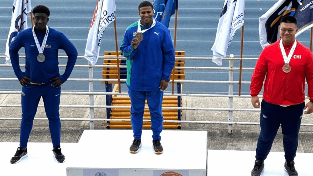 Atletas araçatubenses ouro