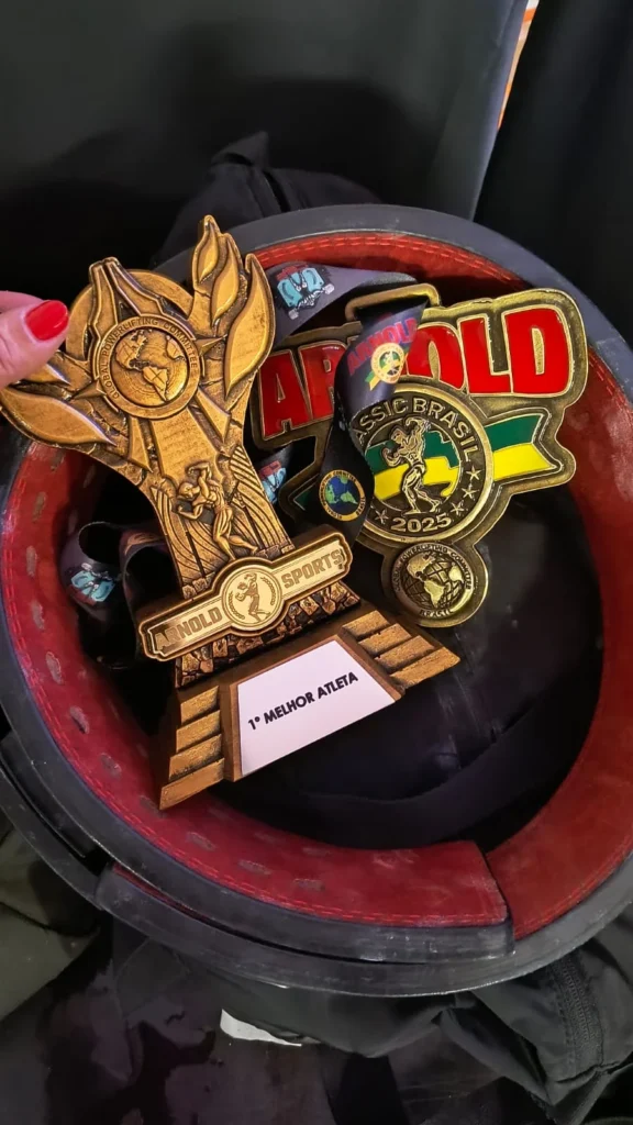Bi-Campeã do Arnold Classic