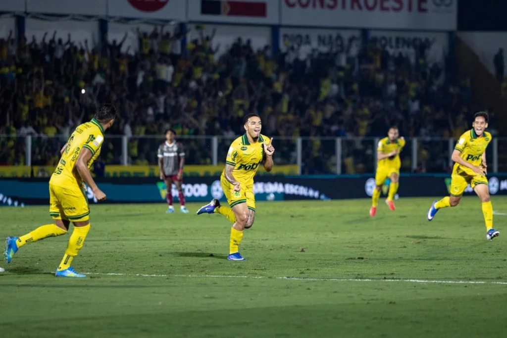 Mirassol vence Fluminense