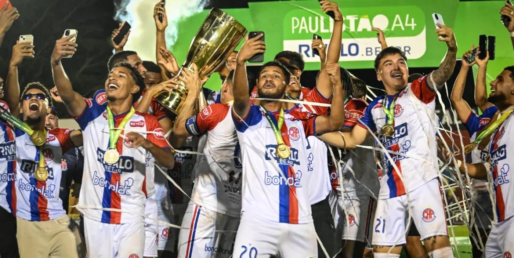 Penapolense campeão