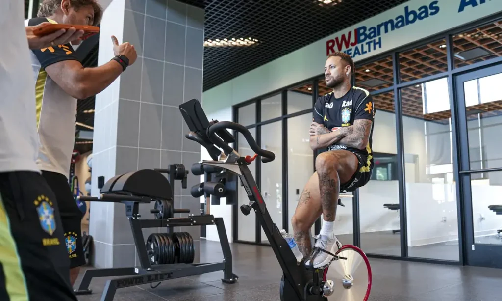 Brasil Neymar treina